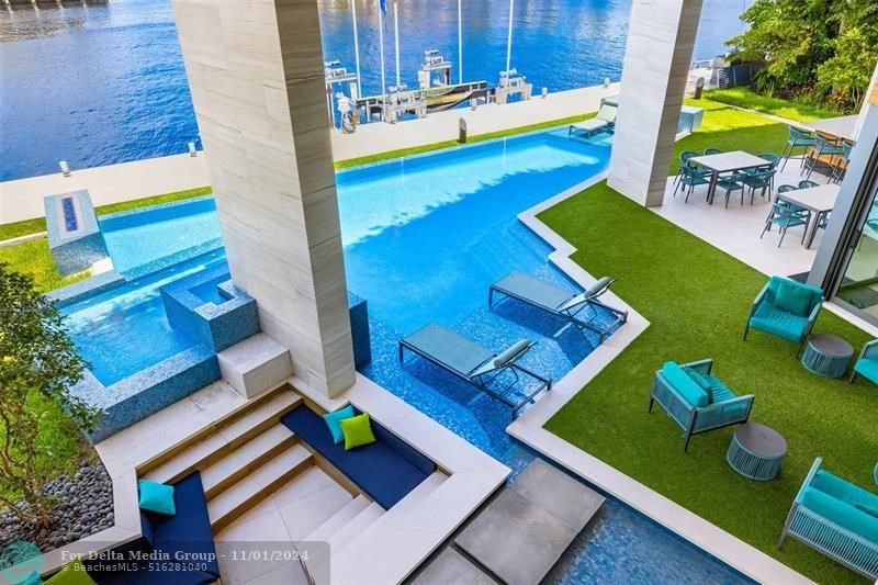 34 Minnetonka Rd, Sea Ranch Lakes, FL 33308 Photo