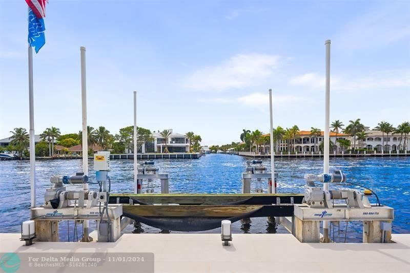 34 Minnetonka Rd, Sea Ranch Lakes, FL 33308 Photo