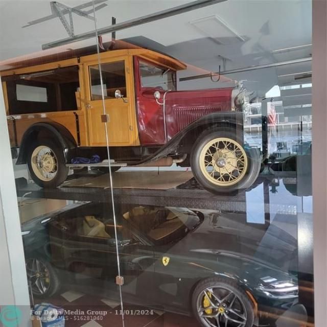 34 Minnetonka Rd, Sea Ranch Lakes, FL 33308 Photo