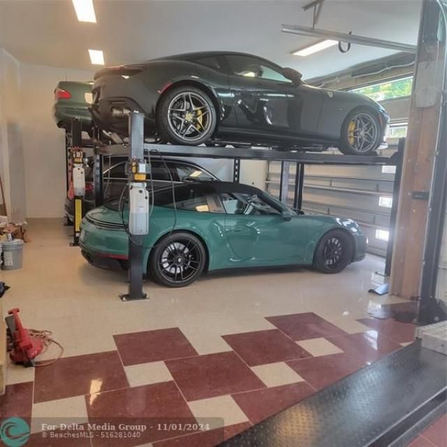 34 Minnetonka Rd, Sea Ranch Lakes, FL 33308 Photo