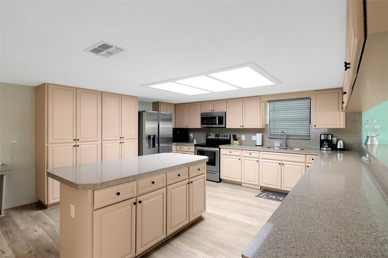 4003 Bayside Court, Bradenton, FL 34210 Photo