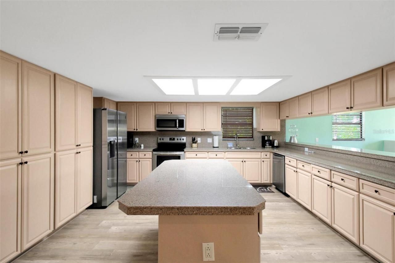 4003 Bayside Court, Bradenton, FL 34210 Photo