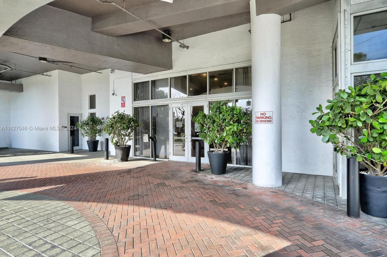 Please Call For Address, Unit 501, Miami, FL 33125 Photo