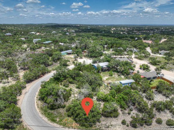 000 Cliff Dr, Spring Branch, TX 78070