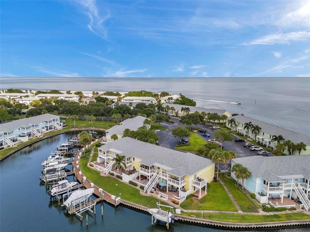 5257 Beach Drive Se, Unit D, Saint Petersburg, FL 33705 Photo