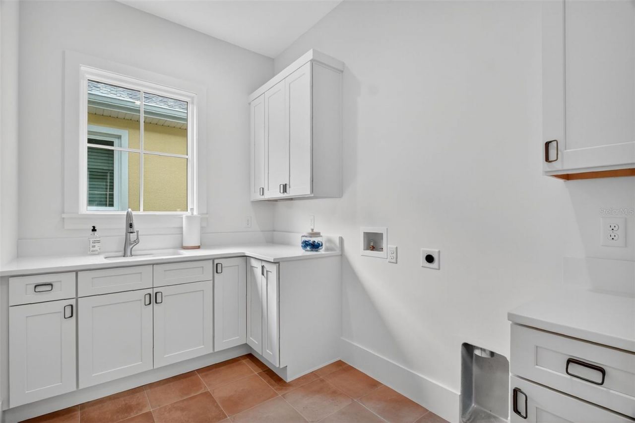 576 Casey Loop, Mount Dora, FL 32757 Photo