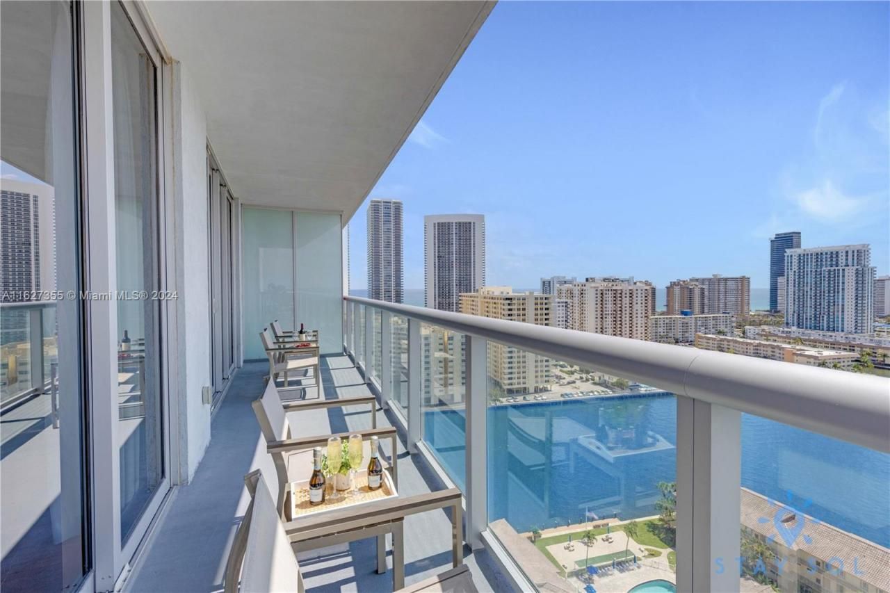 2602 E Hallandale Beach Blvd, Unit R2009, Hallandale Beach, FL 33009 Photo