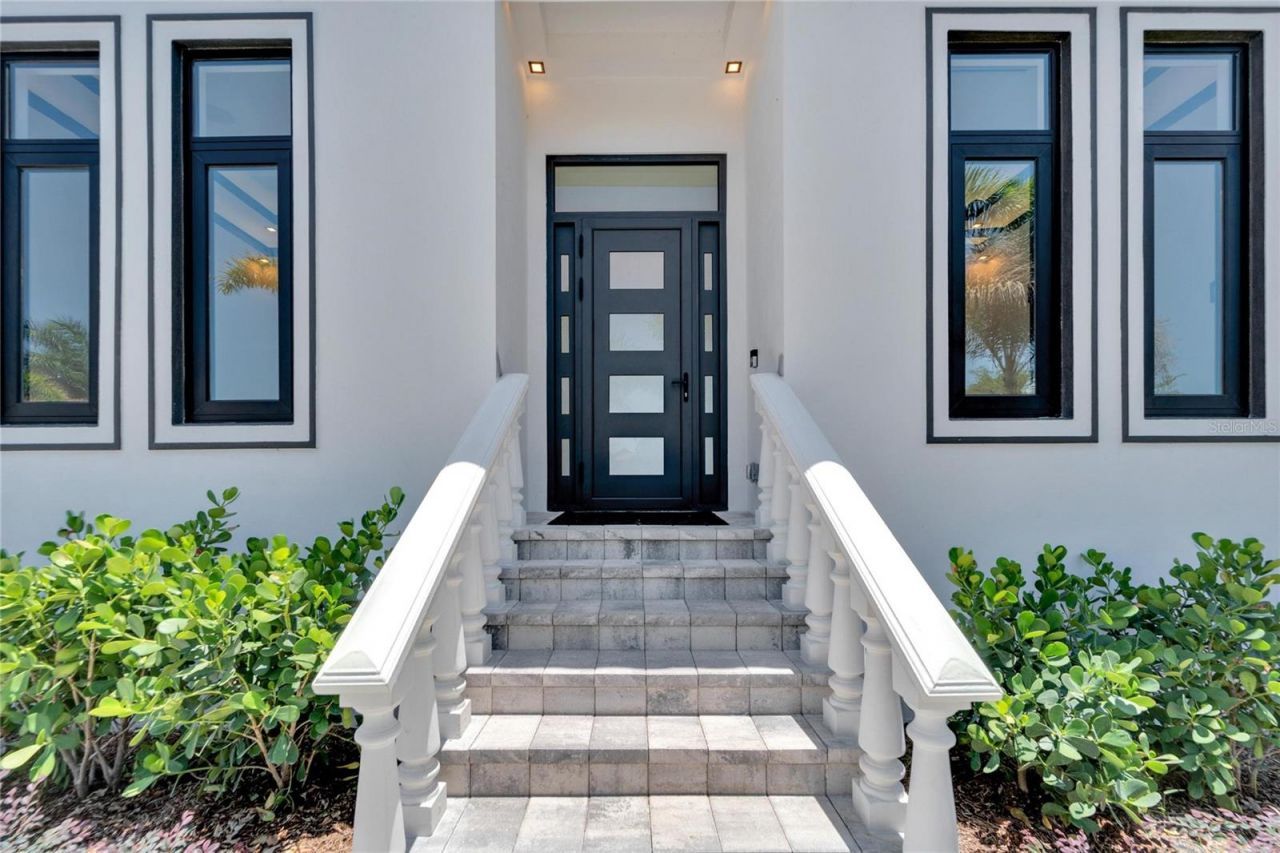 517 Treviso Drive, Apollo Beach, FL 33572 Photo