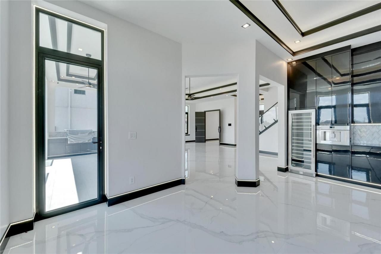 517 Treviso Drive, Apollo Beach, FL 33572 Photo