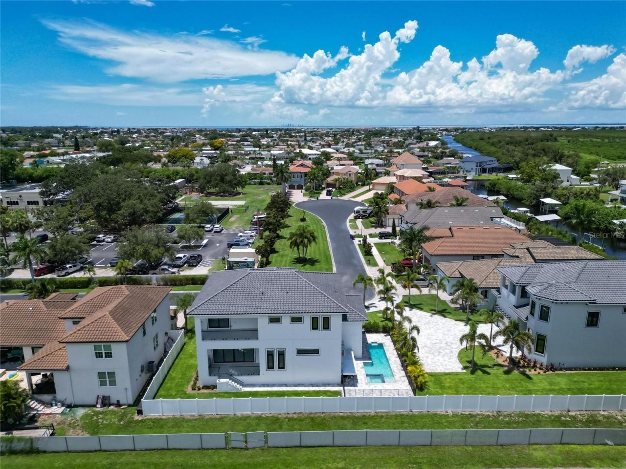 517 Treviso Drive, Apollo Beach, FL 33572 Photo