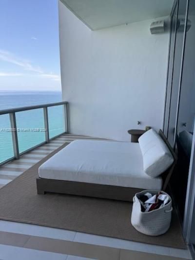 17001 Collins Ave, Unit 4504, Sunny Isles Beach, FL 33160 Photo