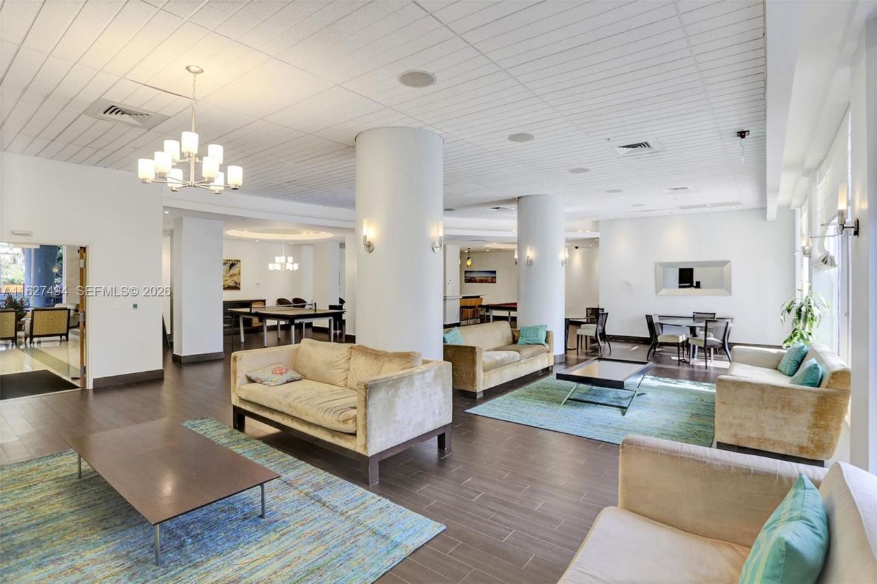 3801 S Ocean Dr, Unit 10H, Hollywood, FL 33019 Photo