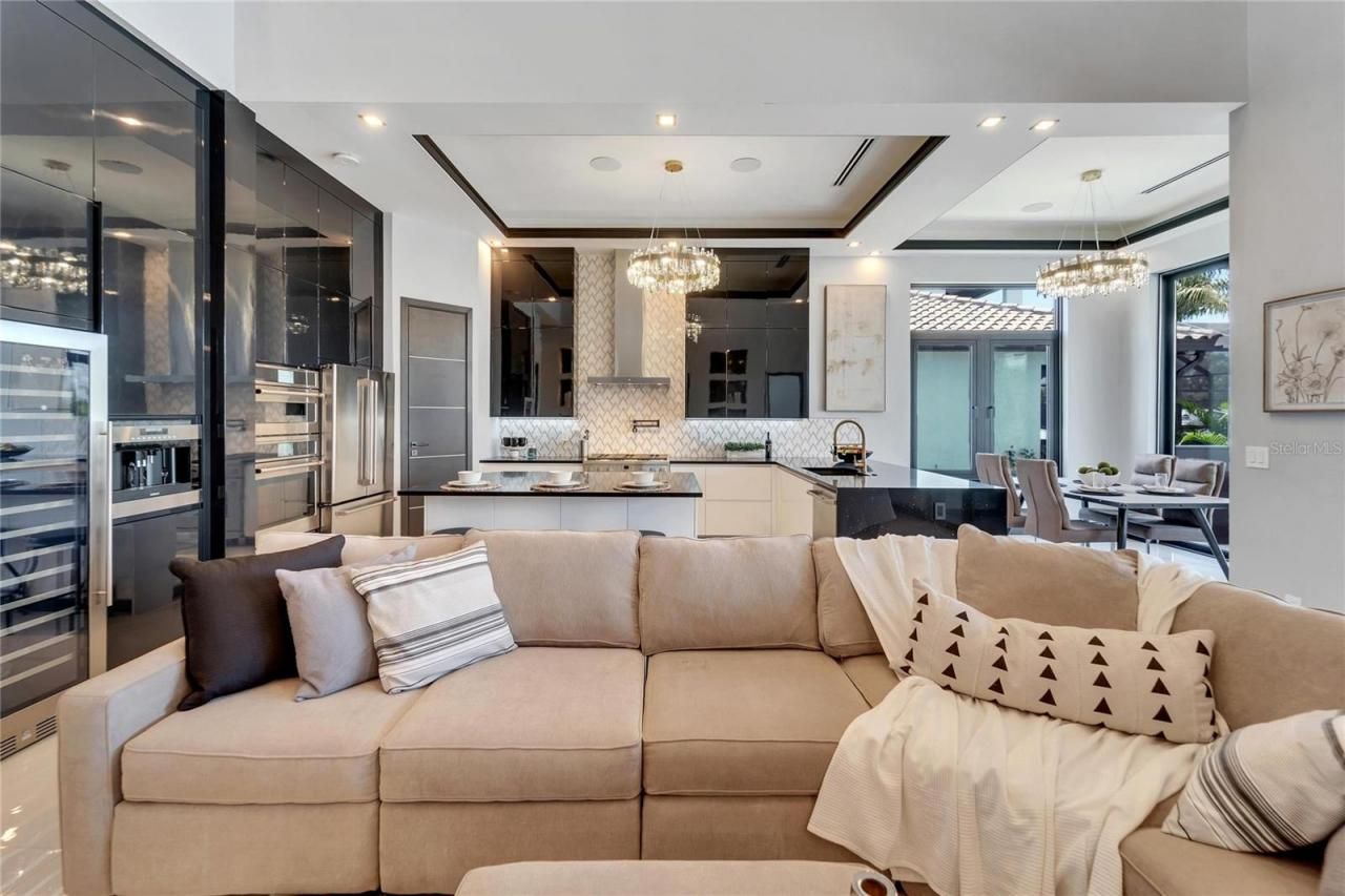 519 Treviso Drive, Apollo Beach, FL 33572 Photo