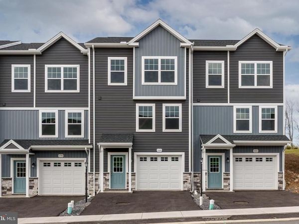 168 HIGHPOINT PARK DRIVE, PLEASANT GAP, PA 16823