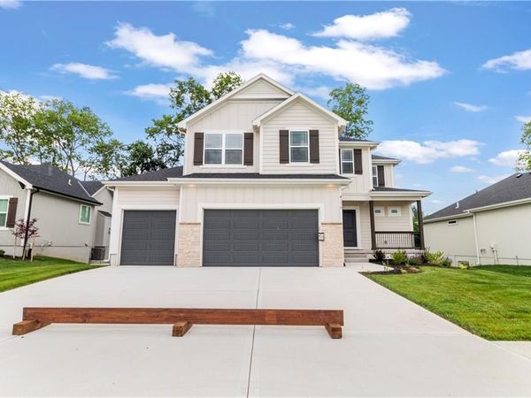 4116 SE Adams Drive, Blue Springs, MO 64014