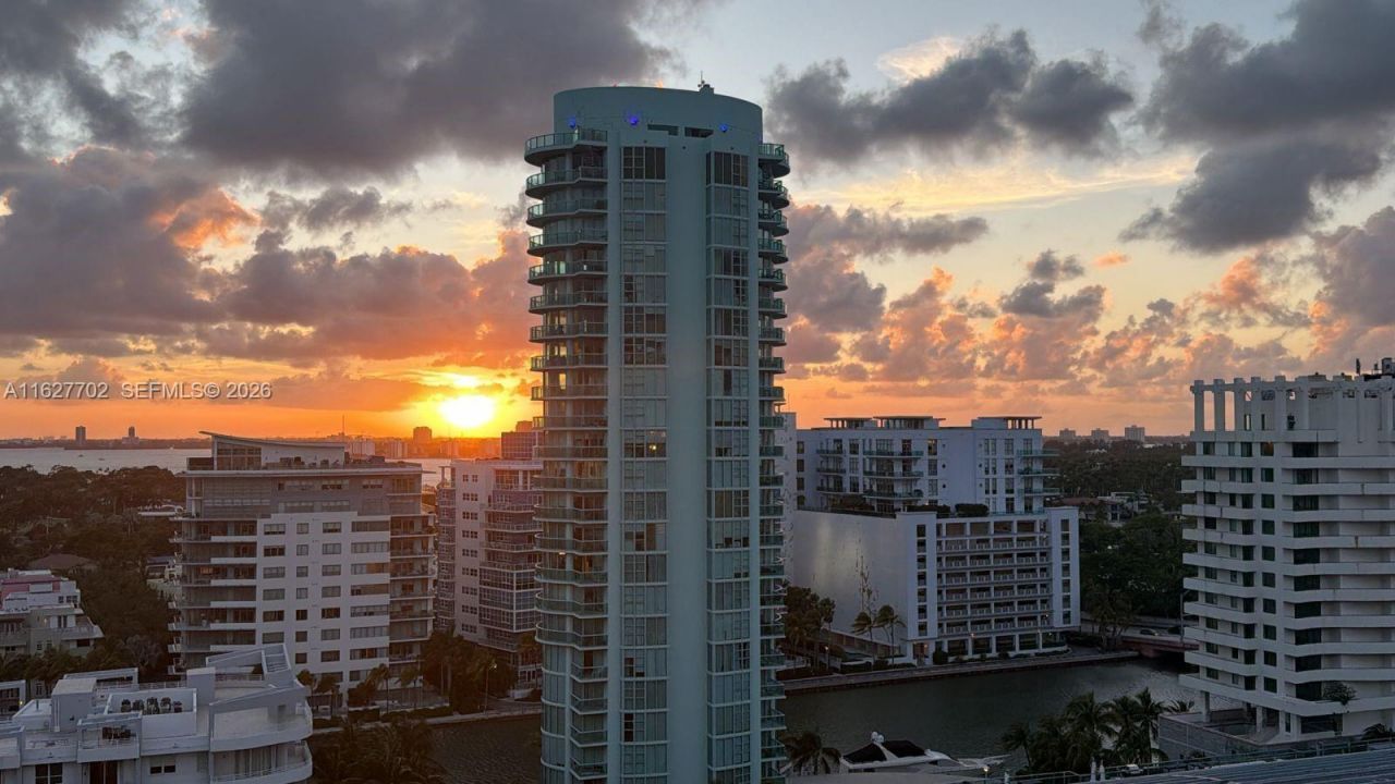 6039 Collins Ave, Unit 1728, Miami Beach, FL 33140 Photo