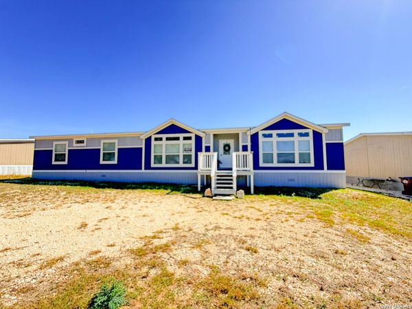 141 Viridian VW, Pleasanton, TX 78064