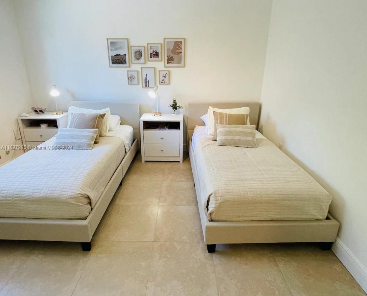 100 Sunrise Dr, Unit 24, Key Biscayne, FL 33149 Photo