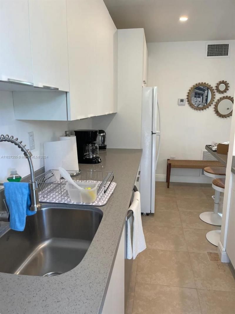 100 Sunrise Dr, Unit 24, Key Biscayne, FL 33149 Photo