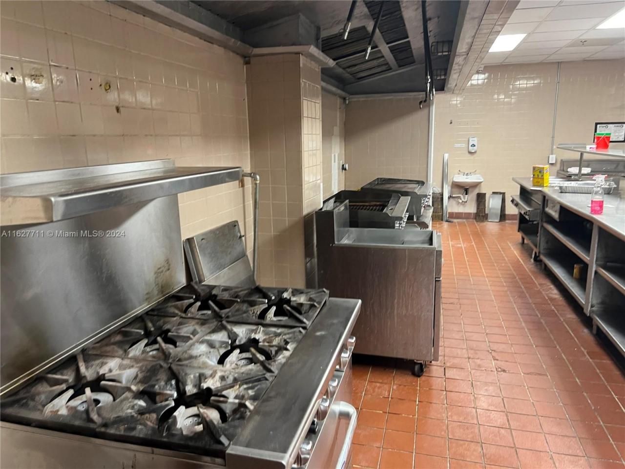 148 NW 167th St, Miami, FL 33169 Photo