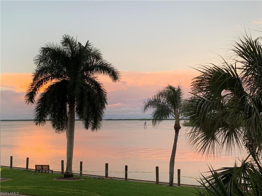 4263 Bay Beach Ln, Unit 111, Fort Myers Beach, FL 33931 Photo