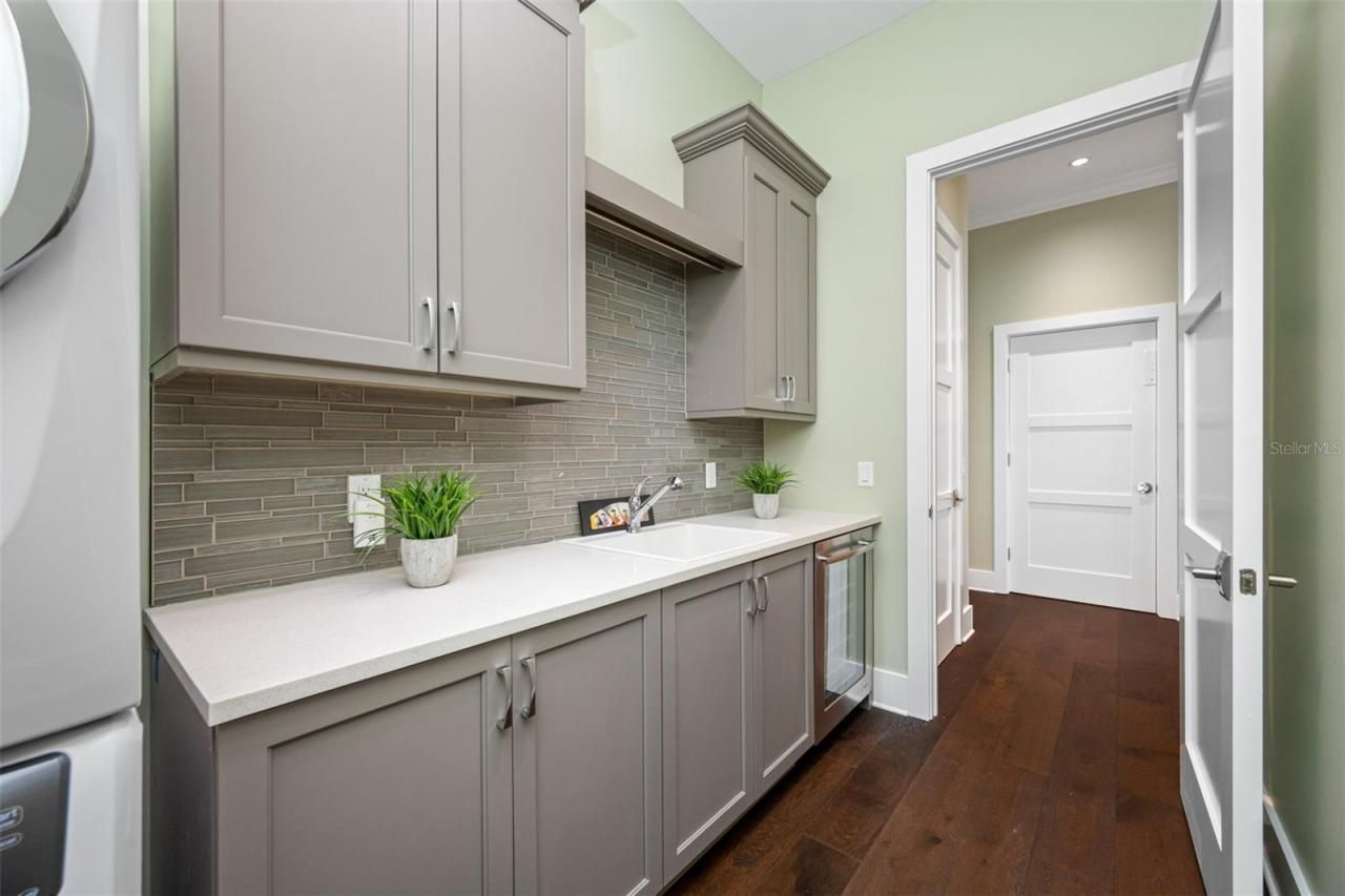 6 Hibiscus Lane, Belleair, FL 33756 Photo