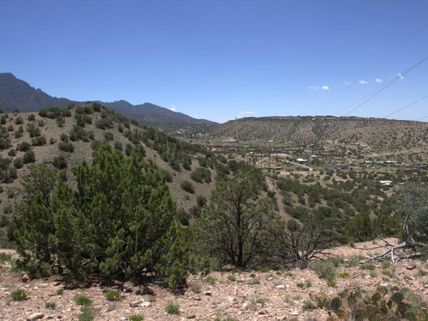 Tres Amigos, Placitas, NM 87043