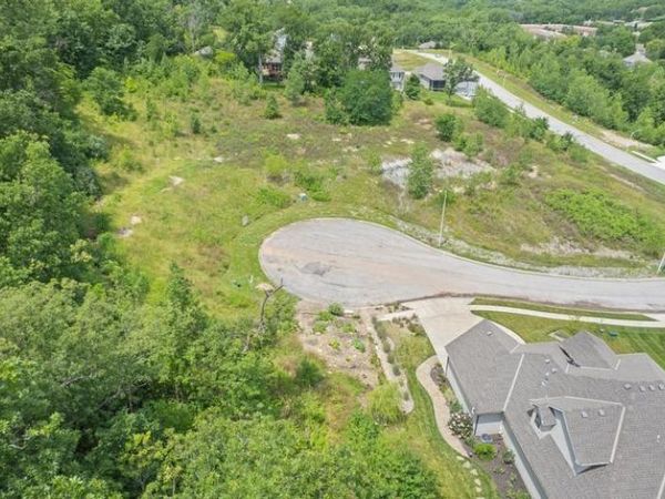 12215 Mcgee Street, Kansas City, MO 64145