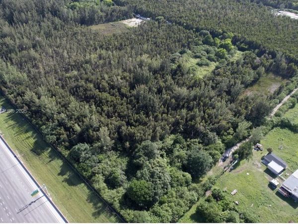 118XX NW 56 St NW 56, Doral, FL 33178