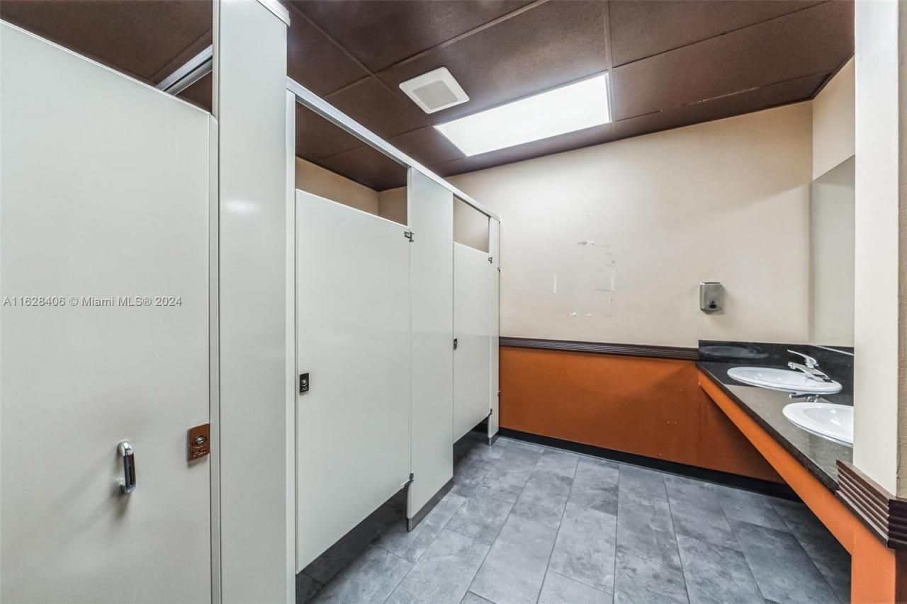 4403 S Us Highway 1, Unit C, Fort Pierce, FL 34982 Photo