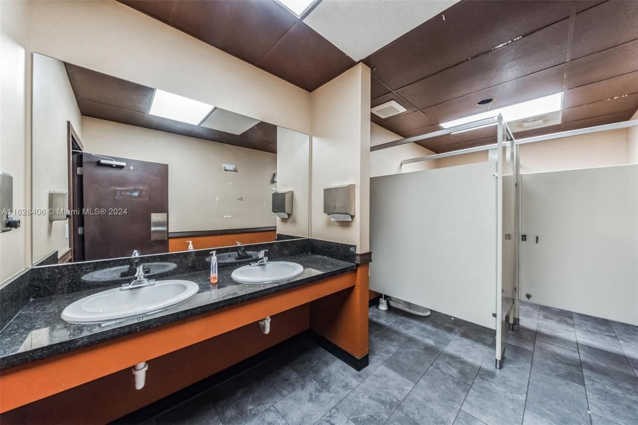 4403 S Us Highway 1, Unit C, Fort Pierce, FL 34982 Photo