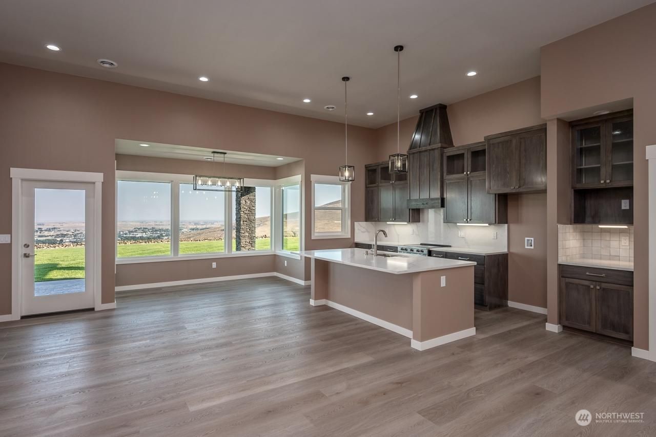 532 Jadehurst Drive Ephrata, WA 98823