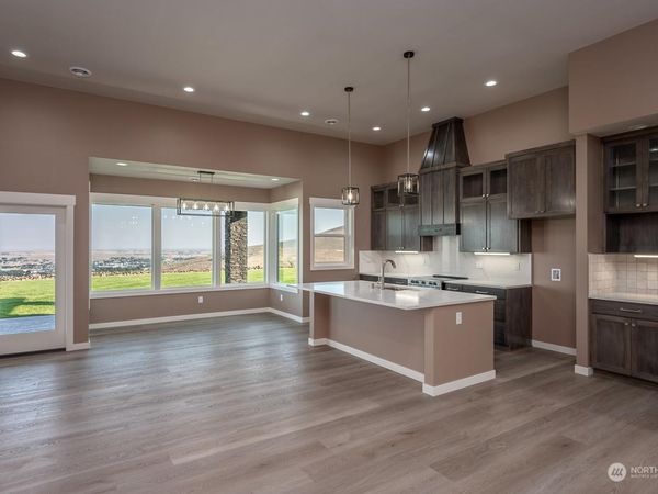 532 Jadehurst Drive, Ephrata, WA 98823