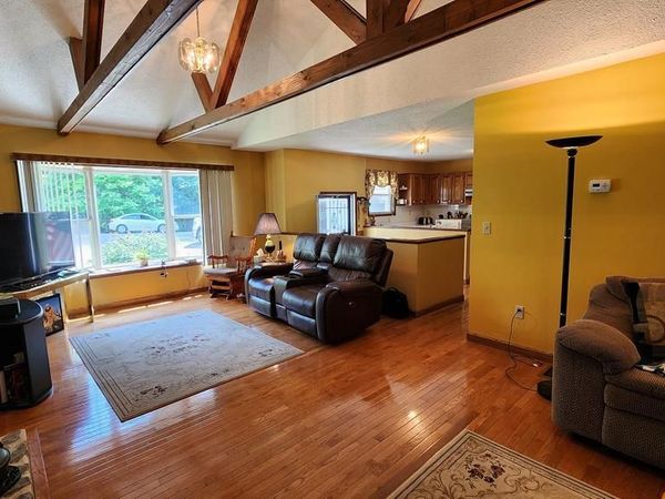 55 Lakeview Dr, Albany, KY 42602