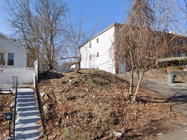 3423 Hunter Avenue, Bronx, NY 10475