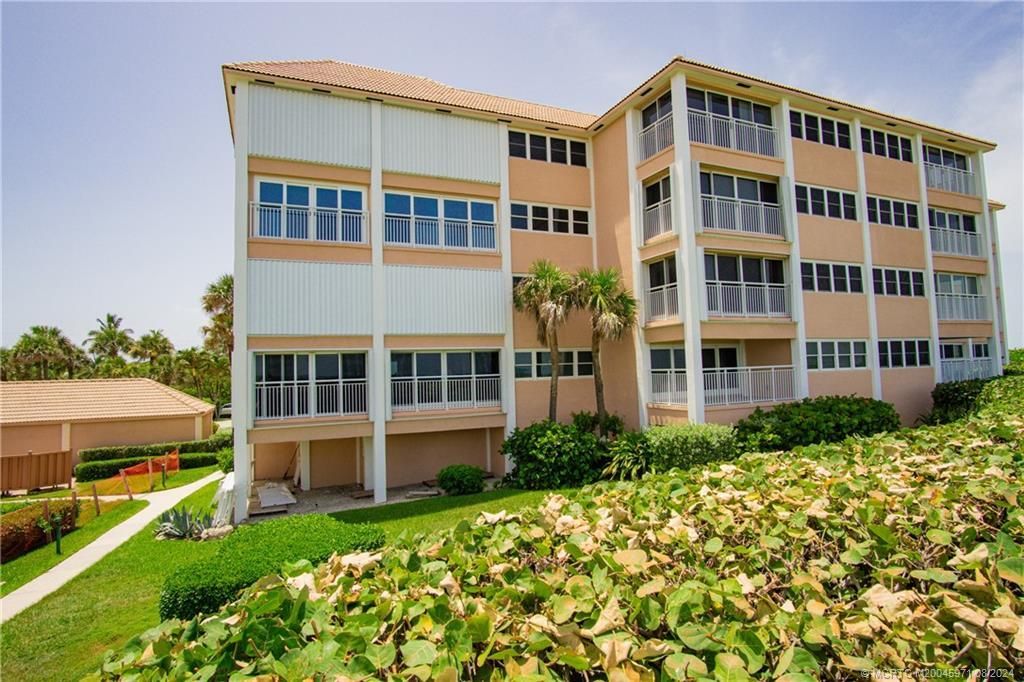 1555 NE Ocean Boulevard, Unit 103, Stuart, FL 34996 Photo