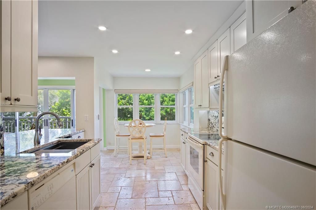 1555 NE Ocean Boulevard, Unit 103, Stuart, FL 34996 Photo