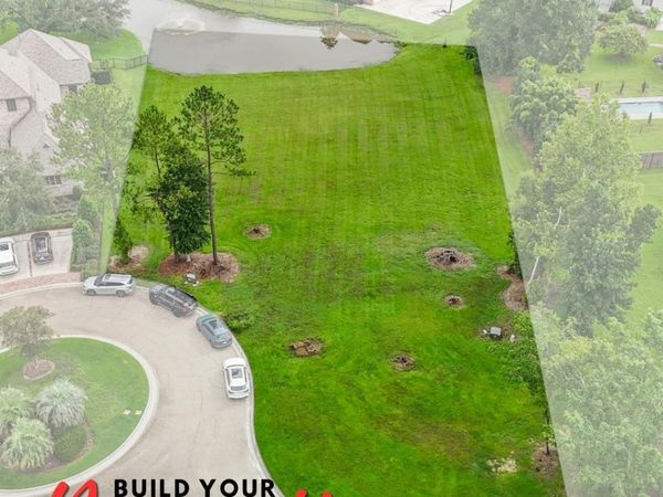 18704 St Andrews Ct W, Prairieville, LA 70769