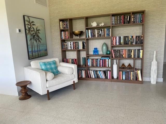 2840 N Ocean Boulevard, Unit 403, Fort Lauderdale, FL 33308 Photo