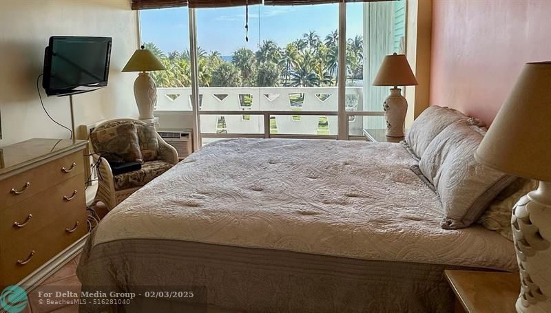 2840 N Ocean Boulevard, Unit 403, Fort Lauderdale, FL 33308 Photo