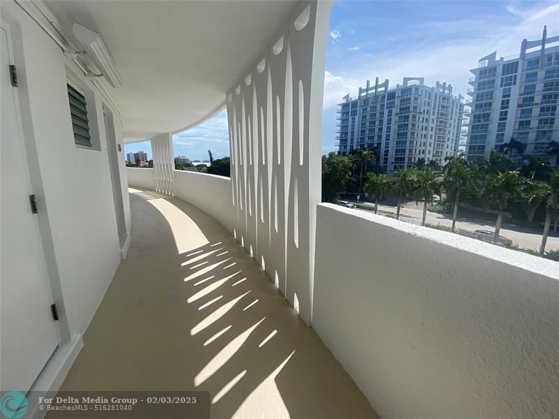 2840 N Ocean Boulevard, Unit 403, Fort Lauderdale, FL 33308 Photo
