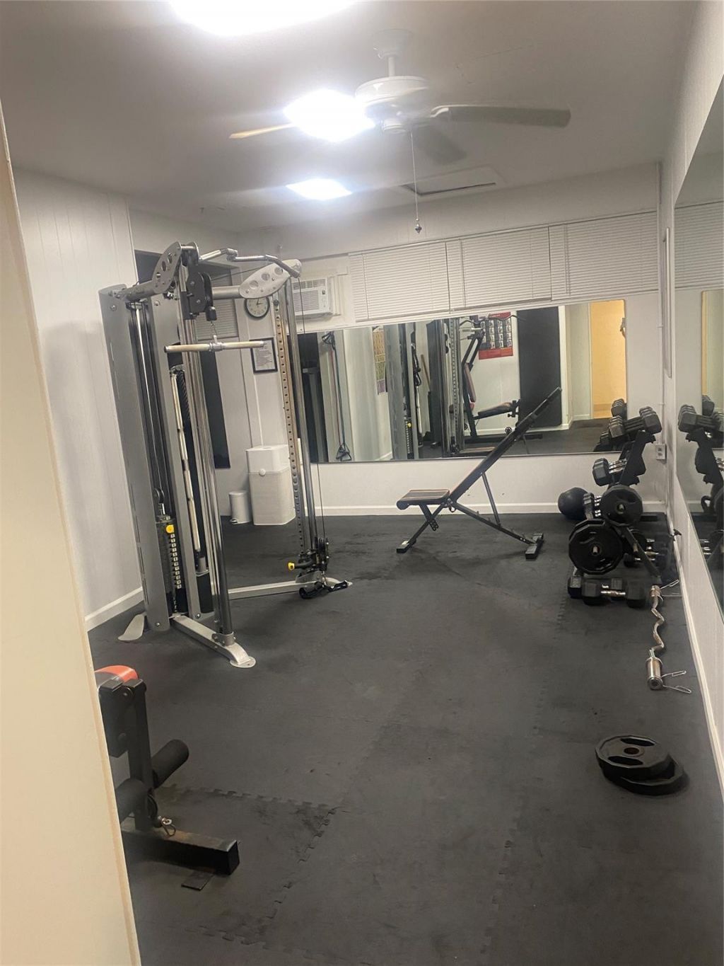 2840 N Ocean Boulevard, Unit 403, Fort Lauderdale, FL 33308 Photo