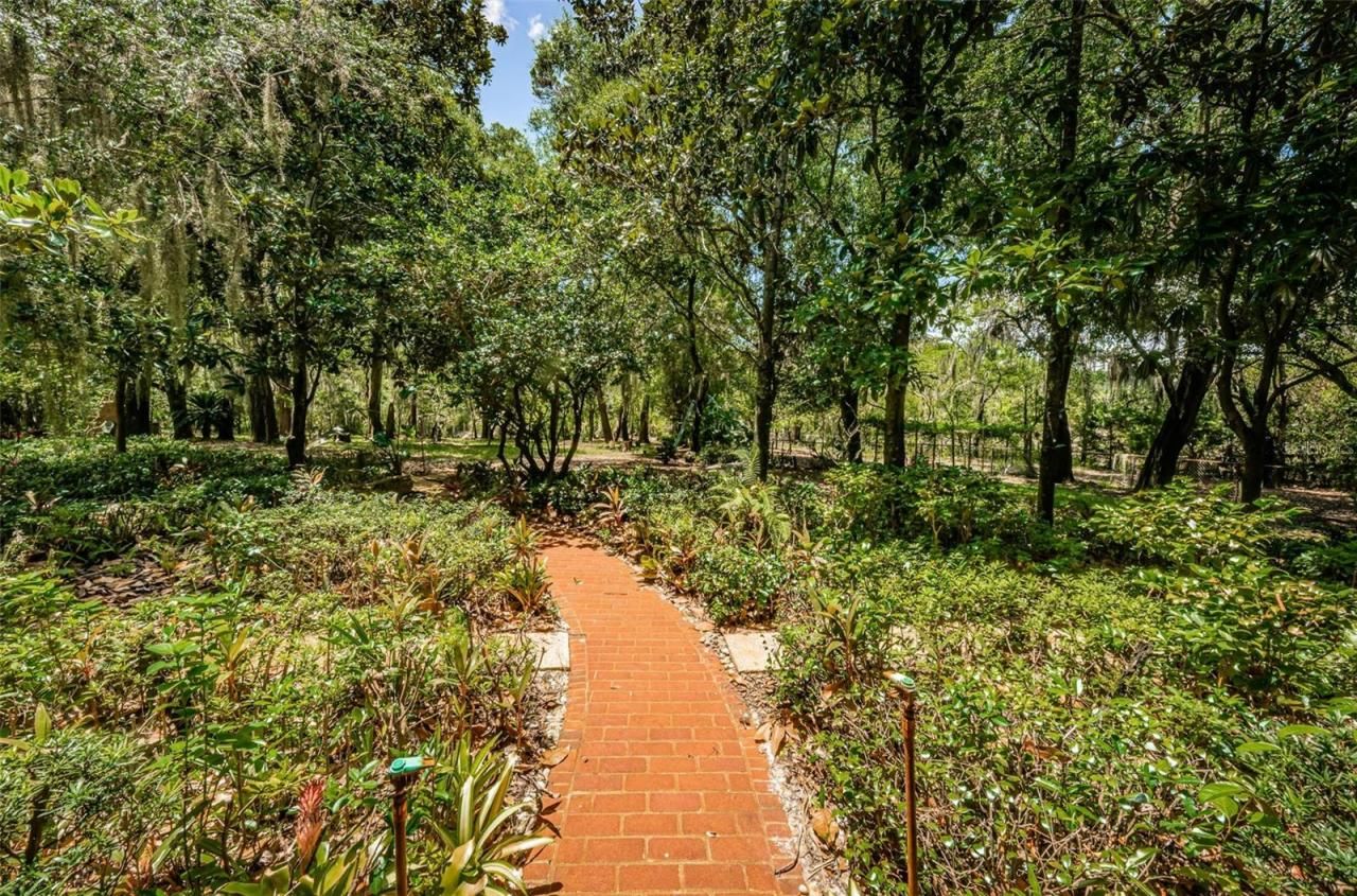 2271 Keystone Road, Tarpon Springs, FL 34688 Photo