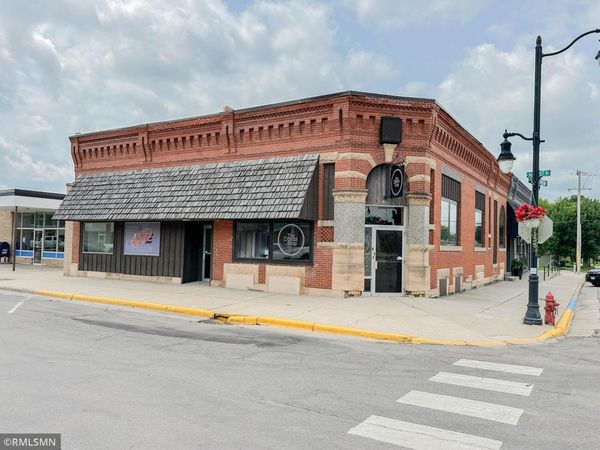 346 Main Street N, Renville, MN 56284