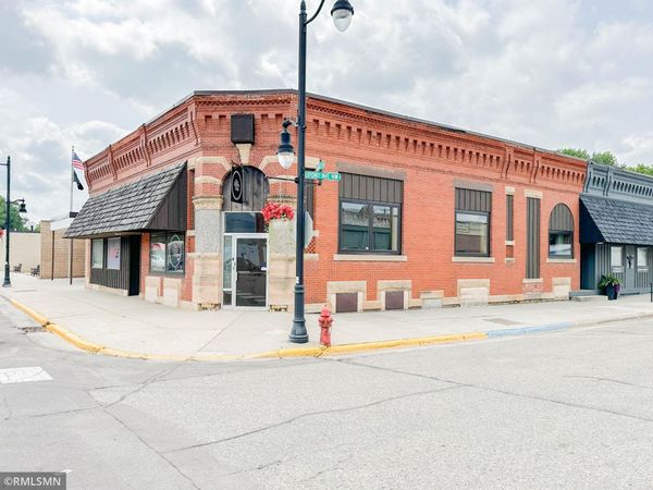 346 Main Street N, Renville, MN 56284