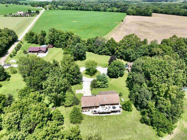 6753 County Road 7 A, Garrett, IN 46738