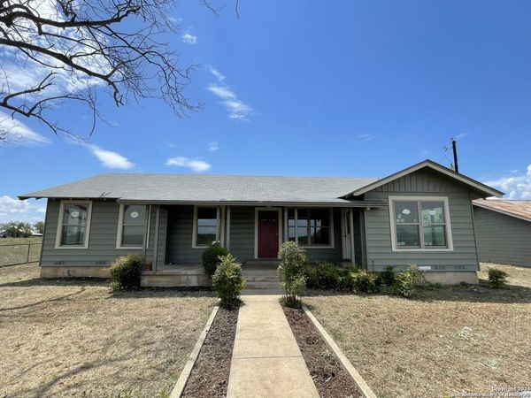 6220 FM 2676, Hondo, TX 78861