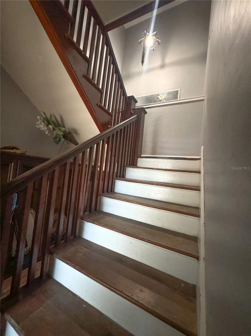 421 10th Avenue N, Saint Petersburg, FL 33701 Photo