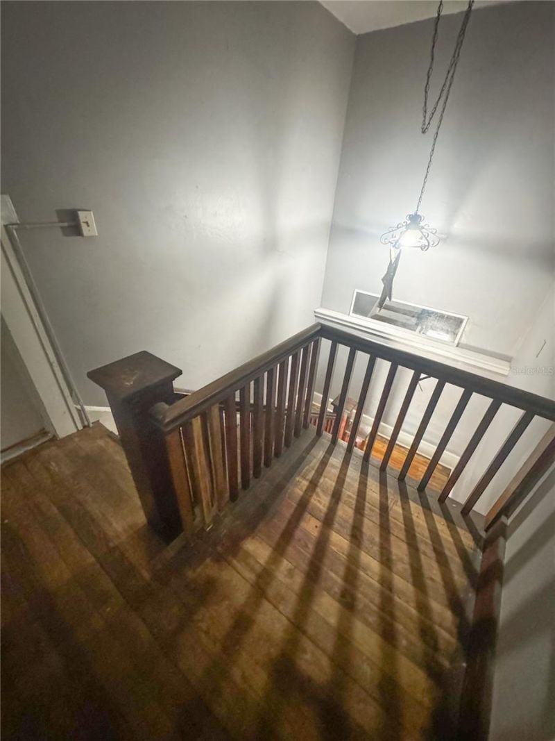 421 10th Avenue N, Saint Petersburg, FL 33701 Photo