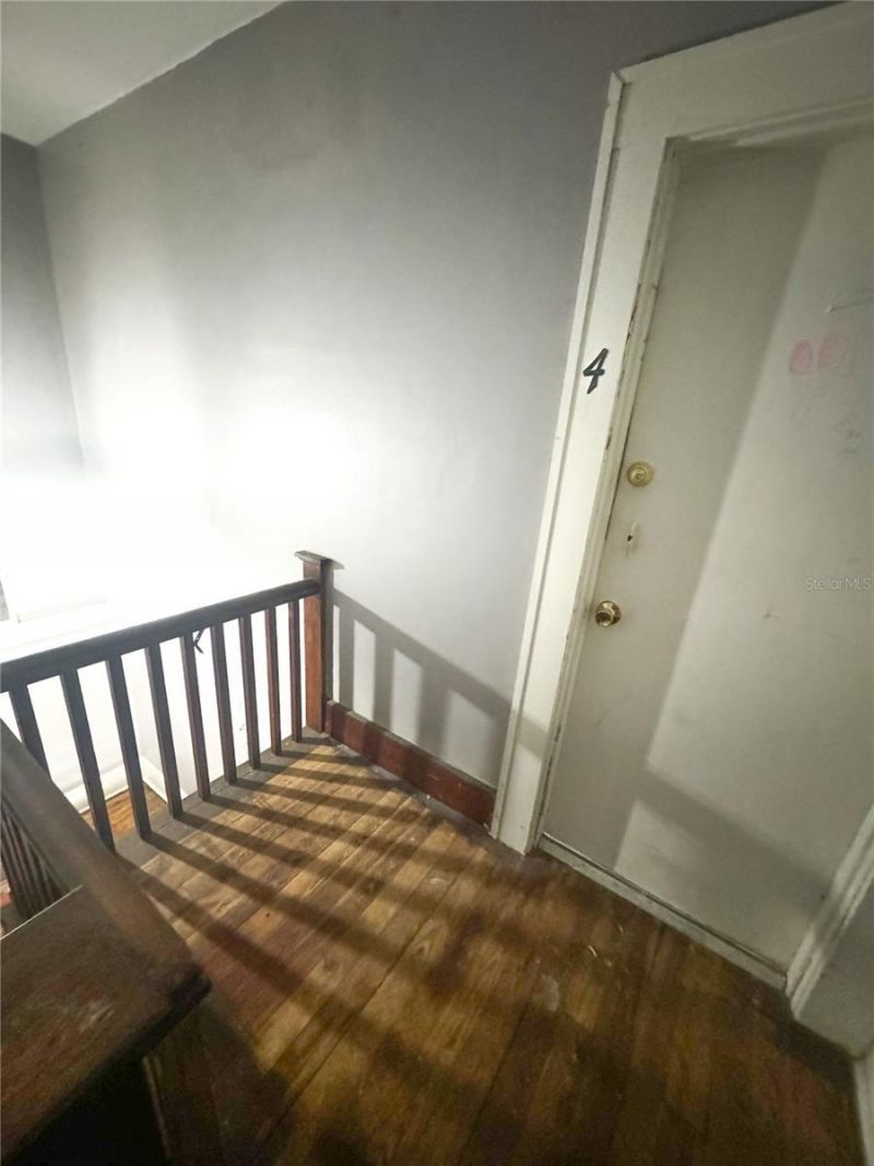 421 10th Avenue N, Saint Petersburg, FL 33701 Photo